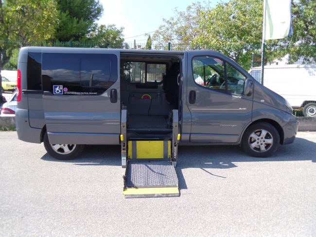 Renault Trafic adapté pour personne paraplégique